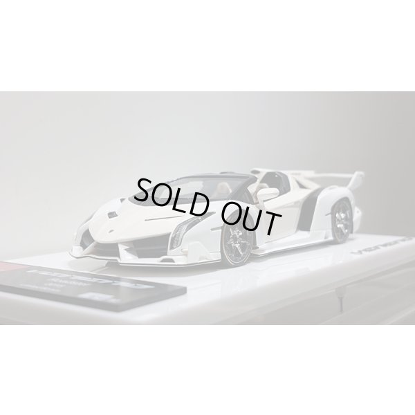 画像9: EIDOLON 1/43 Lamborghini Veneno Roadster 2015 Beige / White Limited 80 pcs.