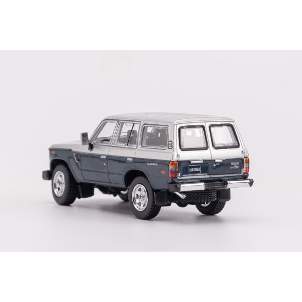 画像3: Gaincorp Products 1/64 Toyota Land Cruiser 60 RHD Silver/Dark Blue