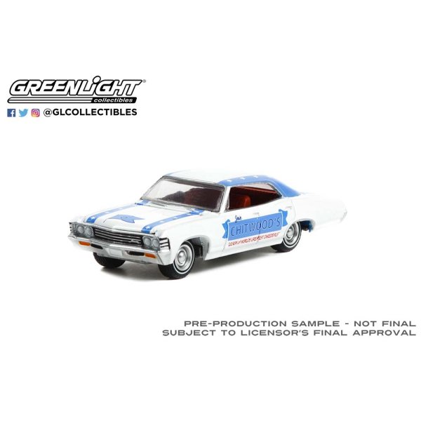 画像1: GREEN LiGHT EXCLUSIVE 1/64 1967 Chevrolet Impala Sport Sedan - Joie Chitwood's "Legion of Worlds Greatest Daredevils"