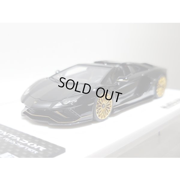 画像9: EIDOLON 1/43 Lamborghini Aventador LP780-4 Ultimae Roadster 2021 (Dianthus Wheel) Black Limited 60 pcs.