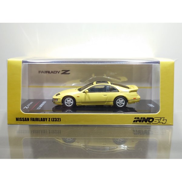 画像1: INNO Models 1/64 Nissan Fairlady Z (Z32) Yellow Pearl 交換用ホイールセット付