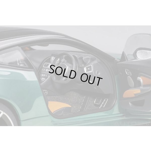 画像11: AUTOart 1/18 Aston Martin DBS Superleggera (Aston Martin Racing Green)