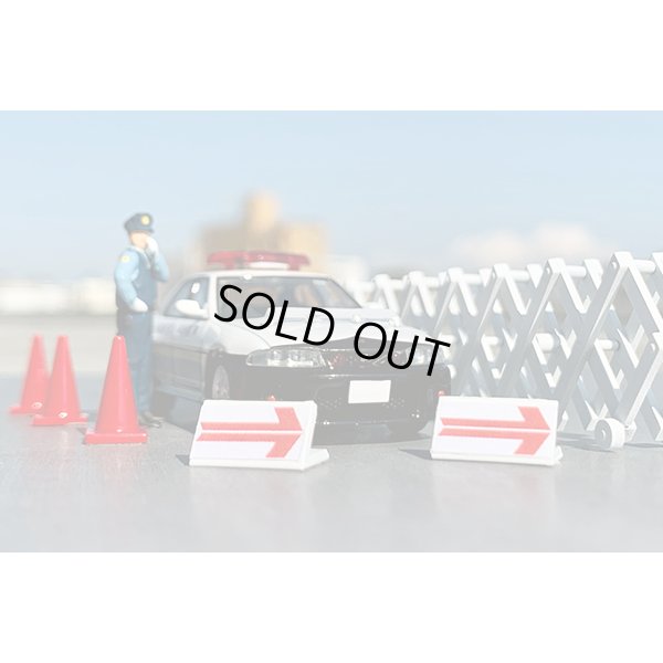 画像9: TOMYTEC 1/64 Diorama Collection 64 # Car Snap 16a Police