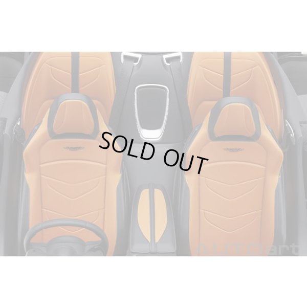 画像13: AUTOart 1/18 Aston Martin DBS Superleggera (Aston Martin Racing Green)