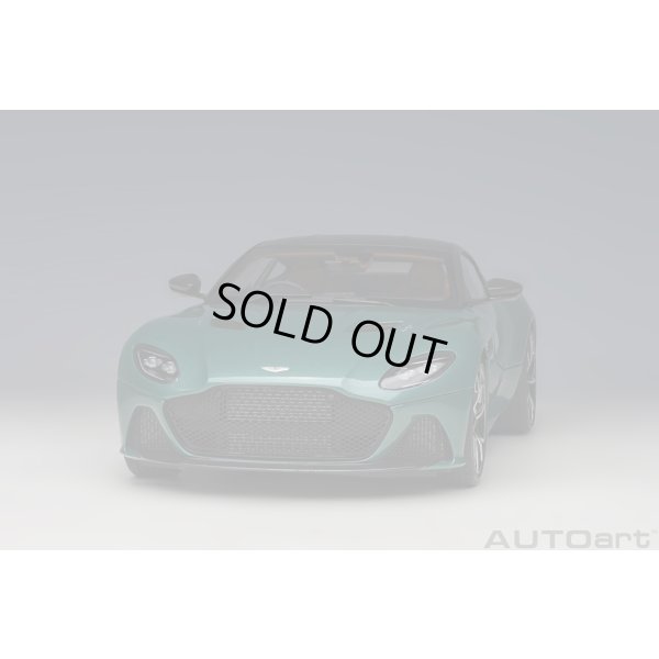 画像16: AUTOart 1/18 Aston Martin DBS Superleggera (Aston Martin Racing Green)