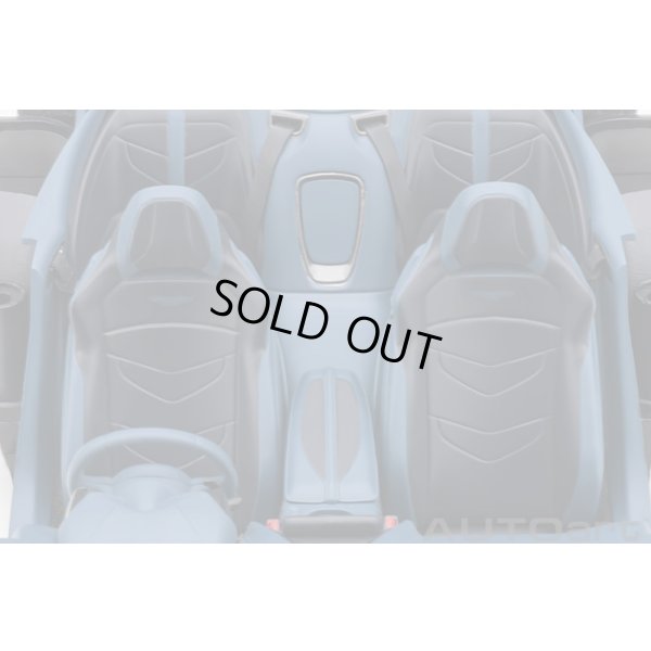 画像13: AUTOart 1/18 Aston Martin DBS Superleggera (Lightning Silver)