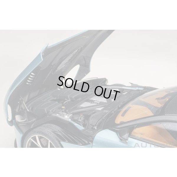 画像11: AUTOart 1/18 Aston Martin DBS Superleggera (Caribbean Pearl Blue)