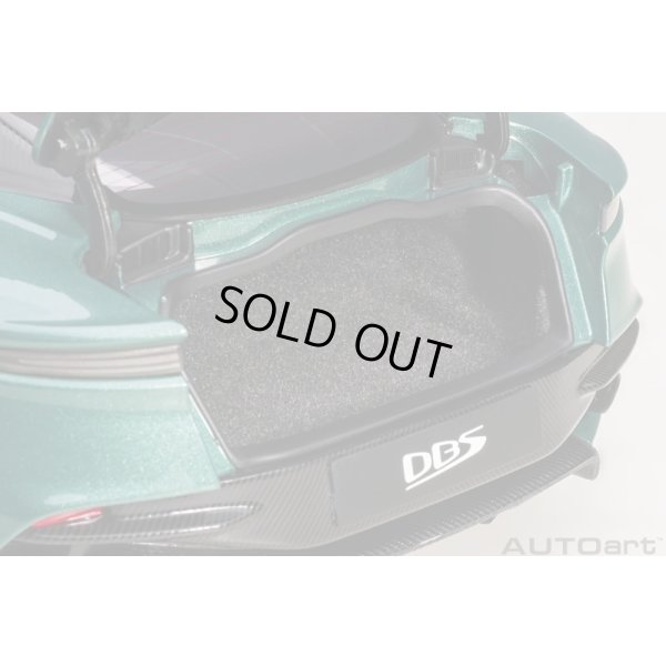 画像12: AUTOart 1/18 Aston Martin DBS Superleggera (Aston Martin Racing Green)