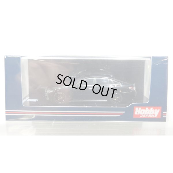 画像1: Hobby JAPAN 1/64 Toyota CROWN HYBRID 2.5 RS Limited Black