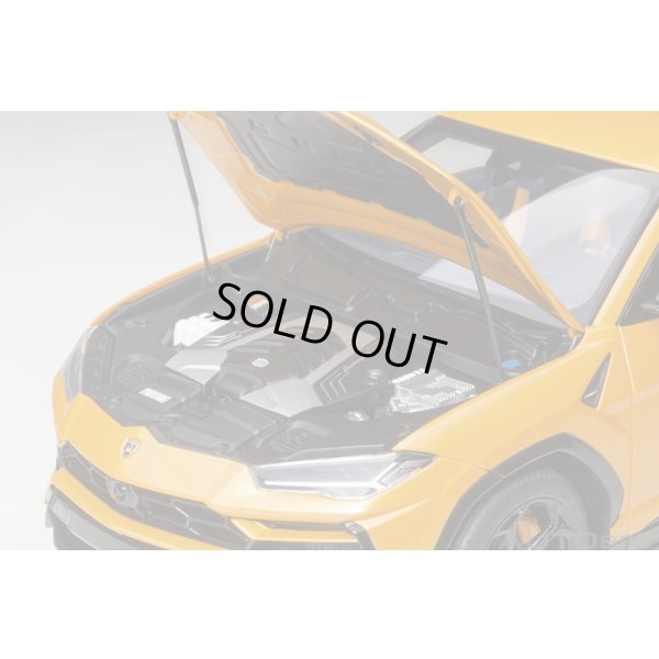 画像13: AUTOart 1/18 Lamborghini Urus (Arancio Borealis)