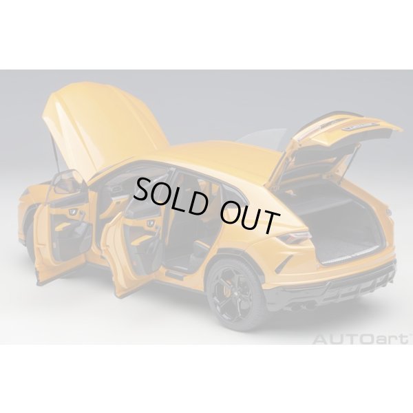 画像15: AUTOart 1/18 Lamborghini Urus (Arancio Borealis)