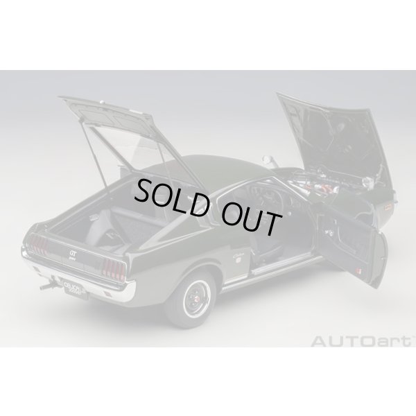 画像15: AUTOart 1/18 Toyota Celica Liftback 2000GT (RA25) 1973 (Moss Green)