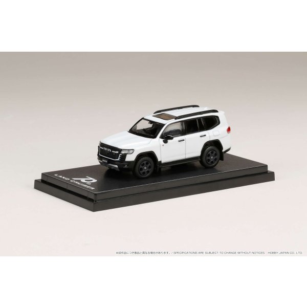 画像2: Hobby JAPAN 1/64 Toyota Land Cruiser (JA300W) GR SPORT Precious White Pearl ブラック内装