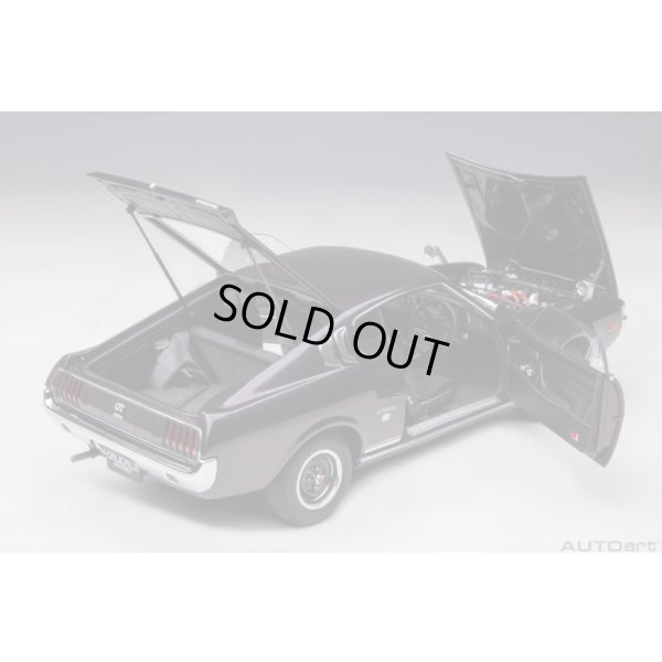 画像15: AUTOart 1/18 Toyota Celica Liftback 2000GT (RA25) 1973 (Dark Purple Metallic)