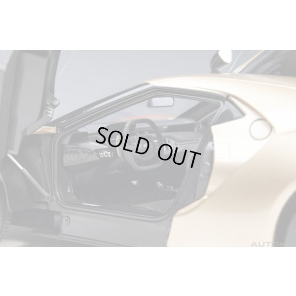 画像9: AUTOart 1/18 Ford GT 2022 Holman Moody Heritage Edition (Holman Woody Gold)