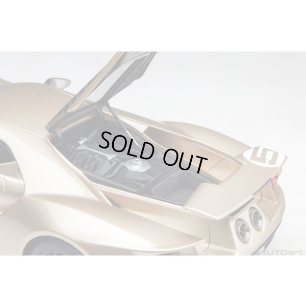 画像12: AUTOart 1/18 Ford GT 2022 Holman Moody Heritage Edition (Holman Woody Gold)