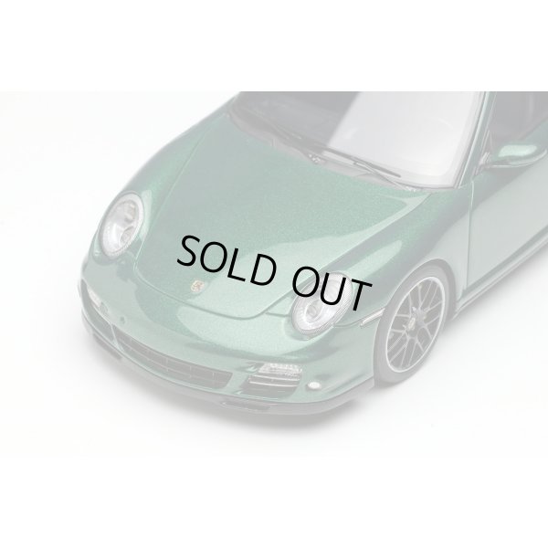 画像6: EIDOLON 1/43 Porsche 911 (997.2) Turbo S 2011 Racing Green Metallic