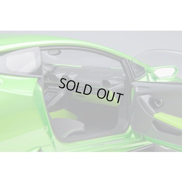 画像10: AUTOart 1/18 Lamborghini Huracan Evo (Verde Selvans)