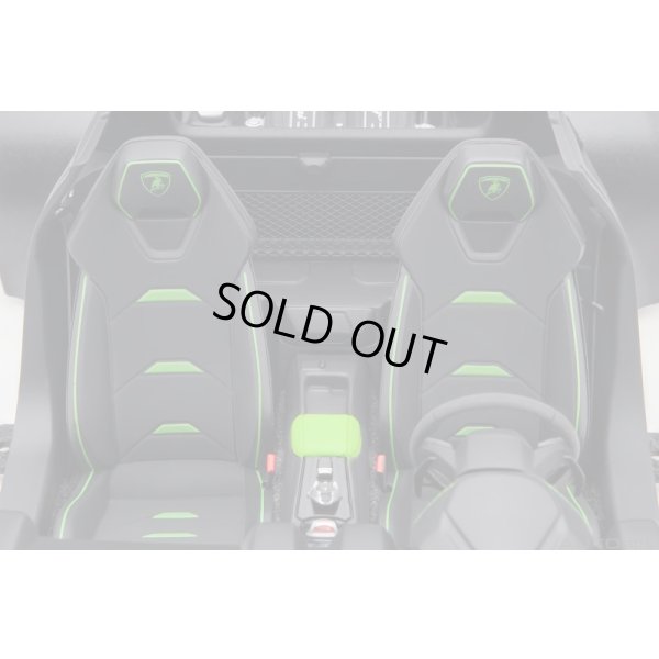 画像13: AUTOart 1/18 Lamborghini Huracan Evo (Verde Selvans)