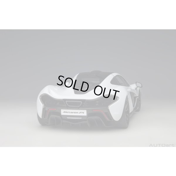 画像21: AUTOart 1/18 McLaren P1 (Alaskan Diamond White)