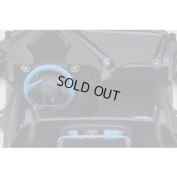 画像18: AUTOart 1/18 McLaren P1 (Alaskan Diamond White)