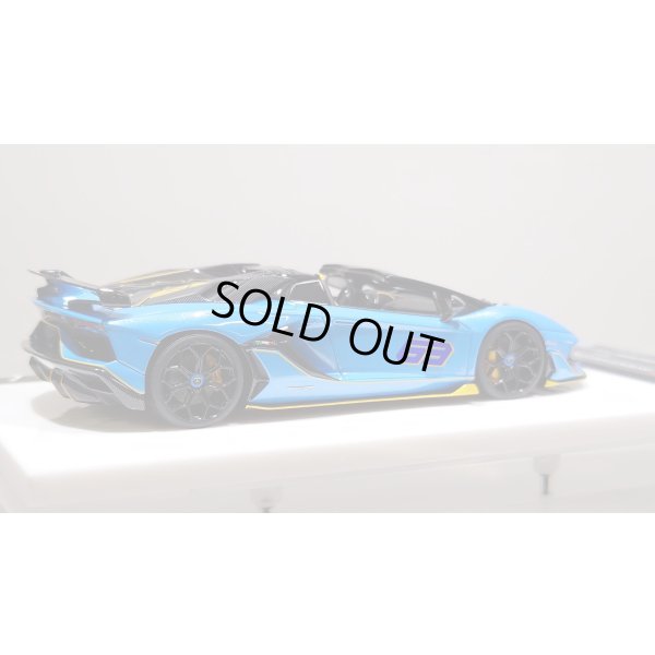 画像7: EIDOLON 1/43 Lamborghini Aventador SVJ 63 Roadster 2019 Azzurro Pearl Limited 35 pcs.
