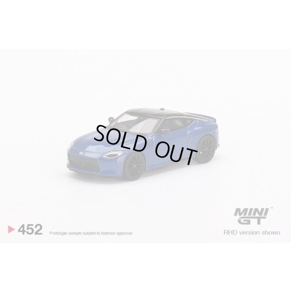 画像1: MINI GT 1/64 Nissan Fairlady Z Version ST 2023 Seiran Blue (RHD)