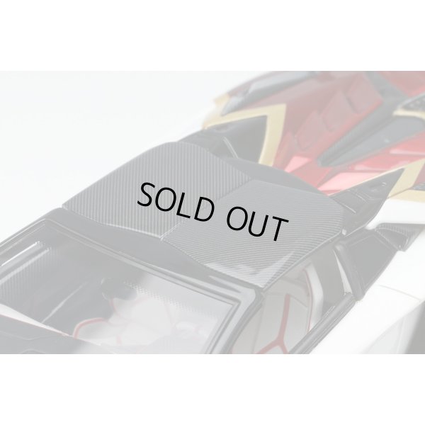 画像11: EIDOLON COLLECTION 1/43 Lamborghini Aventador SVJ Roadster 2020 Ad Personam 2 tone paint Pearl White / Rossocons Limited 150 pcs.