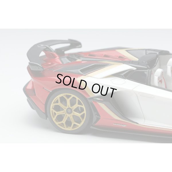 画像13: EIDOLON COLLECTION 1/43 Lamborghini Aventador SVJ Roadster 2020 Ad Personam 2 tone paint Pearl White / Rossocons Limited 150 pcs.