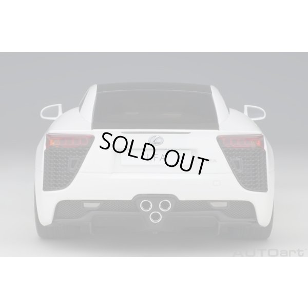 画像6: AUTOart 1/18 Lexus LFA (Whitest White/Carbon)