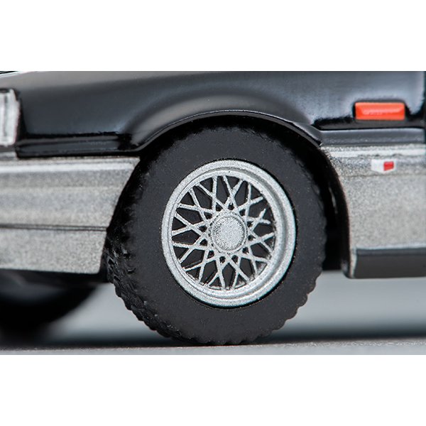 画像7: TOMYTEC 1/64 Limited Vintage NEO Nissan Skyline 4door HT GTS Twin Cam 24V (Black/Silver) 1986