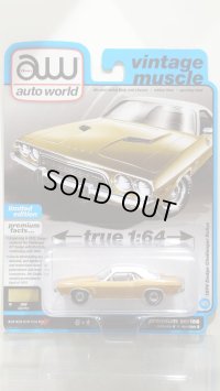 auto world 1/64 1974 Dodge Challenger Rally Golden Haze/Flat White