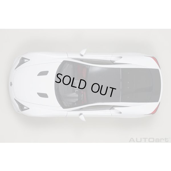 画像7: AUTOart 1/18 Lexus LFA (Whitest White/Carbon)