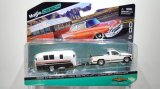 Maisto 1/64 1993 Chevrolet 454 SS Pickup & Camper Trailer White/Black