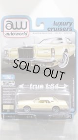 auto world 1/64 Lincoln Continental Mark V Cream