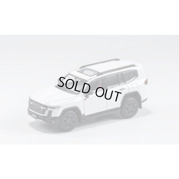 画像1: Gaincorp Products 1/64 Toyota Land Cruiser LC300 GR-Sport White