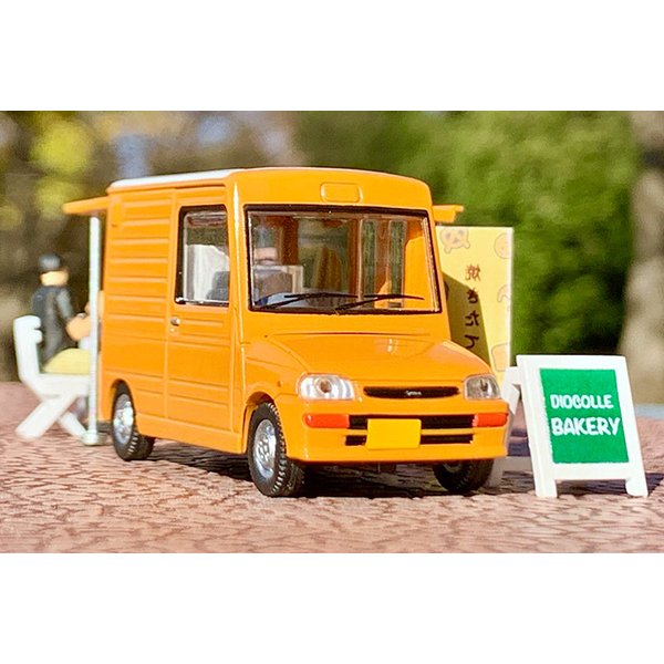 画像3: TOMYTEC 1/64 Diorama Collection 64 #Car Snap 18a Bakery Shop