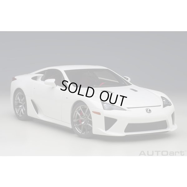 画像17: AUTOart 1/18 Lexus LFA (Whitest White)