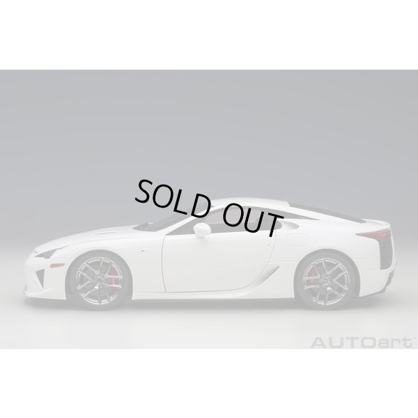 画像3: AUTOart 1/18 Lexus LFA (Whitest White)