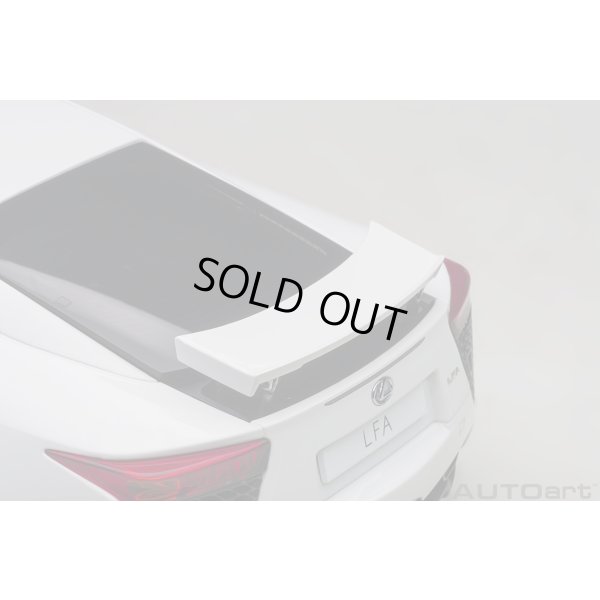 画像14: AUTOart 1/18 Lexus LFA (Whitest White)