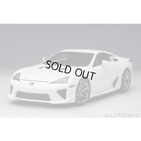 画像18: AUTOart 1/18 Lexus LFA (Whitest White)