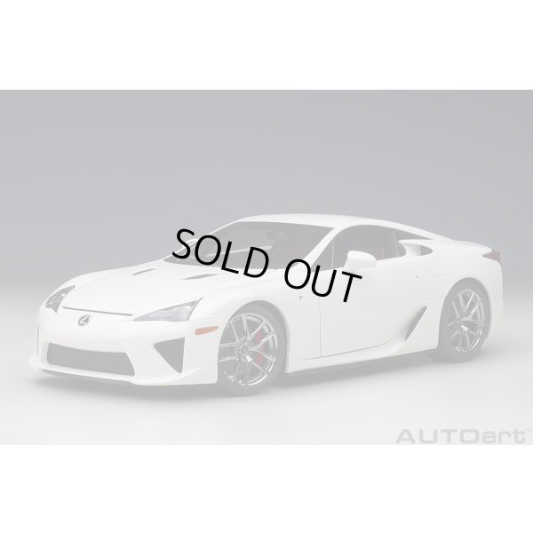 画像1: AUTOart 1/18 Lexus LFA (Whitest White)