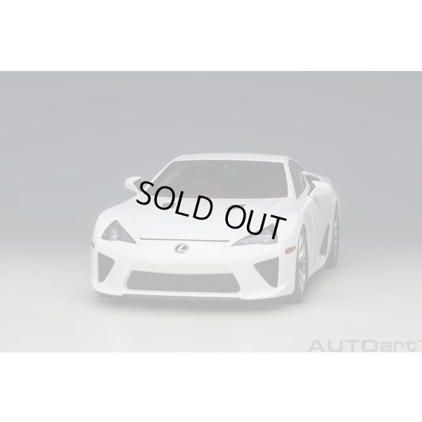 画像19: AUTOart 1/18 Lexus LFA (Whitest White)