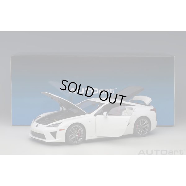 画像21: AUTOart 1/18 Lexus LFA (Whitest White)