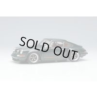 VISION 1/43 Singer 911 (964) Coupe Brewster Green (with Driving lamp) Limited 100 pcs.