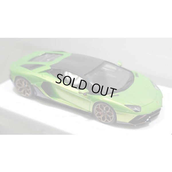 画像11: EIDOLON 1/43 Lamborghini Aventador LP780-4 Ultimae 2021 (Leirion Wheel) Giallo Verde Pearl Carbon Roof Limited 35 pcs.