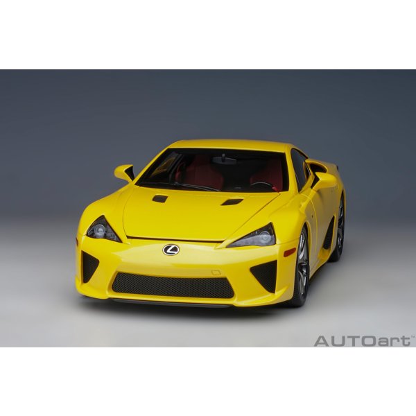 画像20: AUTOart 1/18 Lexus LFA (Pearl Yellow)