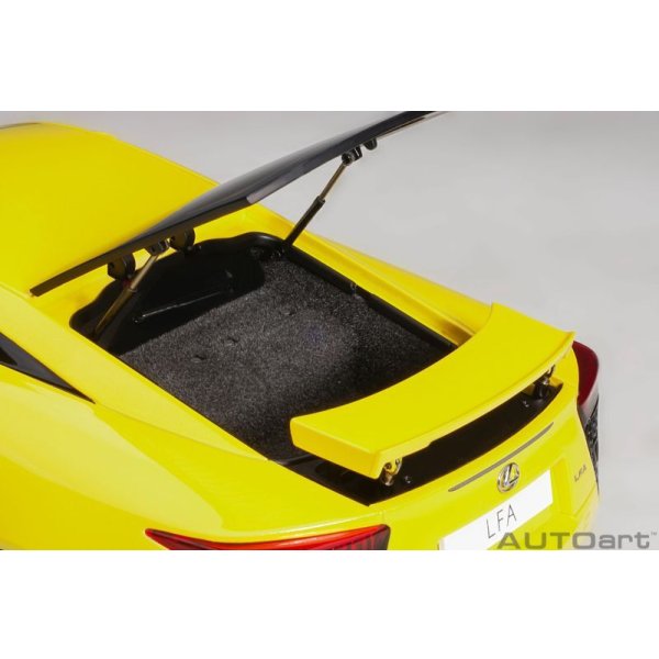 画像12: AUTOart 1/18 Lexus LFA (Pearl Yellow)