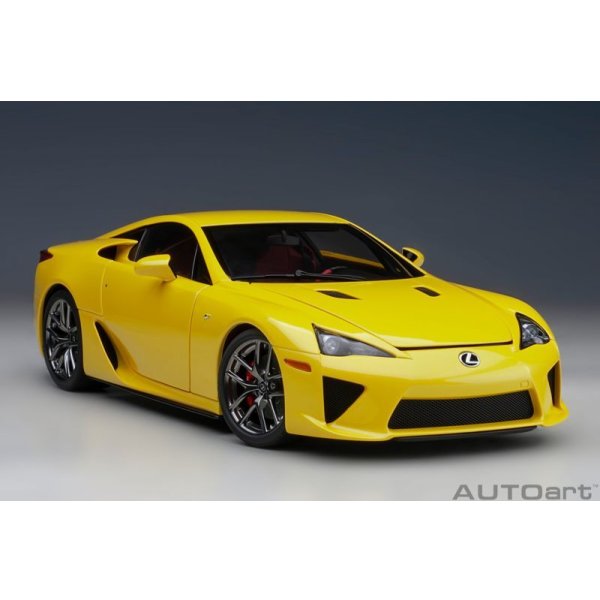 画像19: AUTOart 1/18 Lexus LFA (Pearl Yellow)