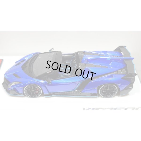 画像4: EIDOLON 1/43 Lamborghini Veneno Roadster 2013 Lobellia Blue Limited 33 pcs.